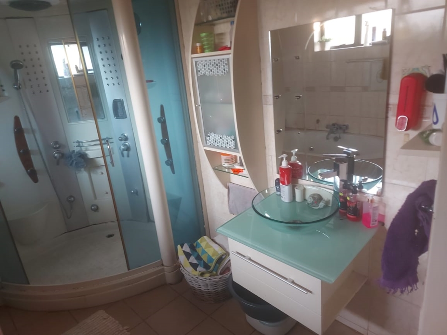 4 Bedroom Property for Sale in Oos Einde North West